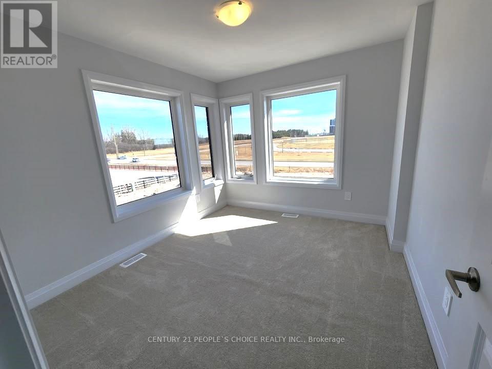 92 Corley Street, Kawartha Lakes, Ontario  K9V 6C2 - Photo 18 - X12163400