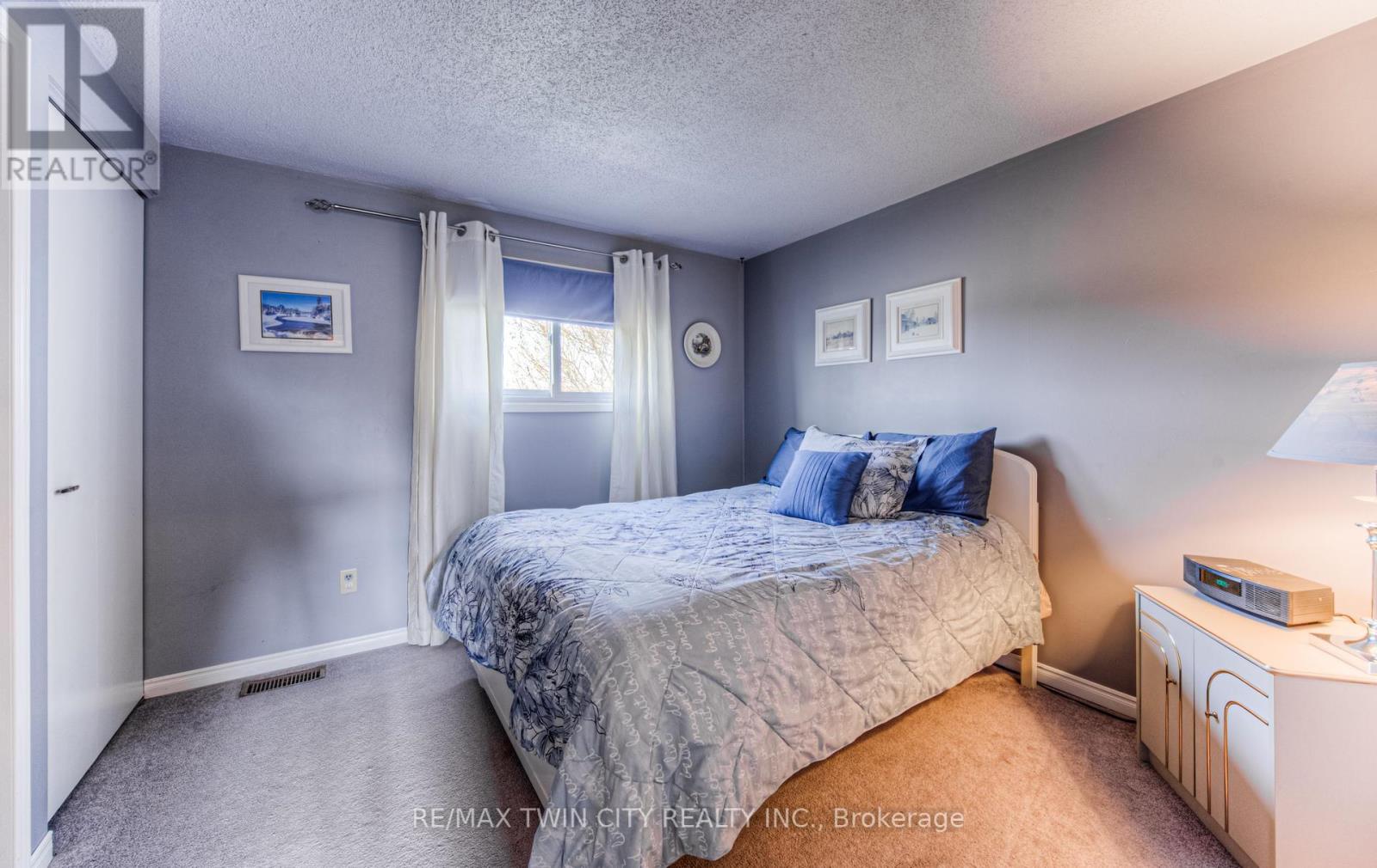 76 Newbury Drive, Kitchener, Ontario  N2N 2X6 - Photo 25 - X12163422