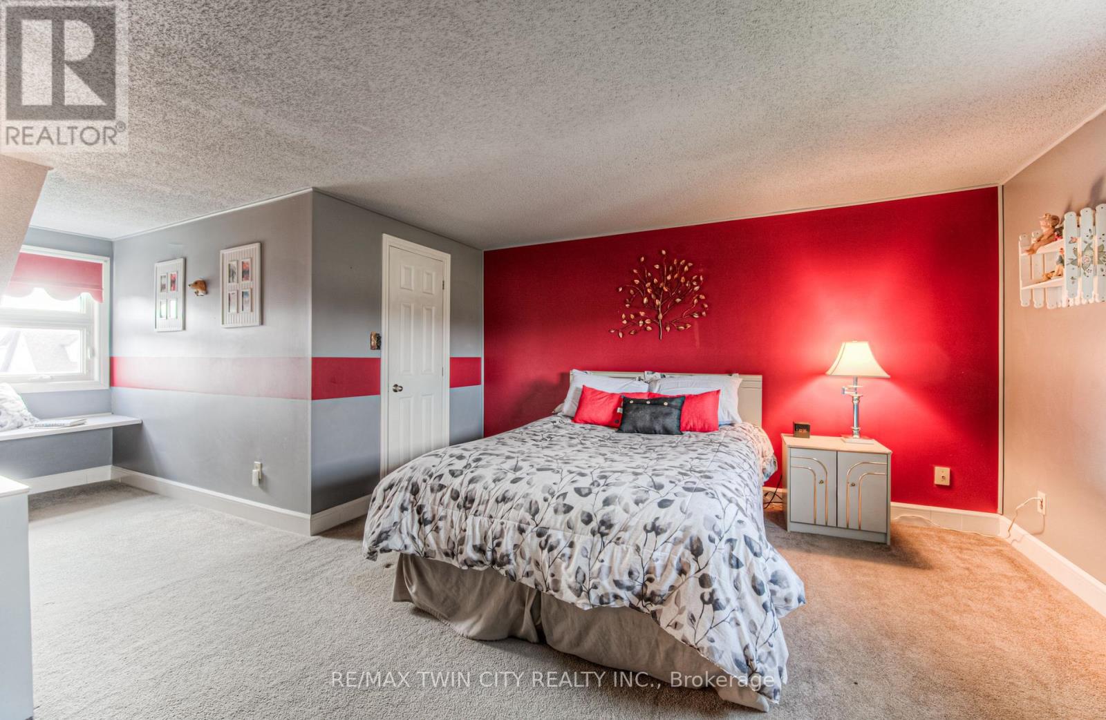 76 Newbury Drive, Kitchener, Ontario  N2N 2X6 - Photo 29 - X12163422