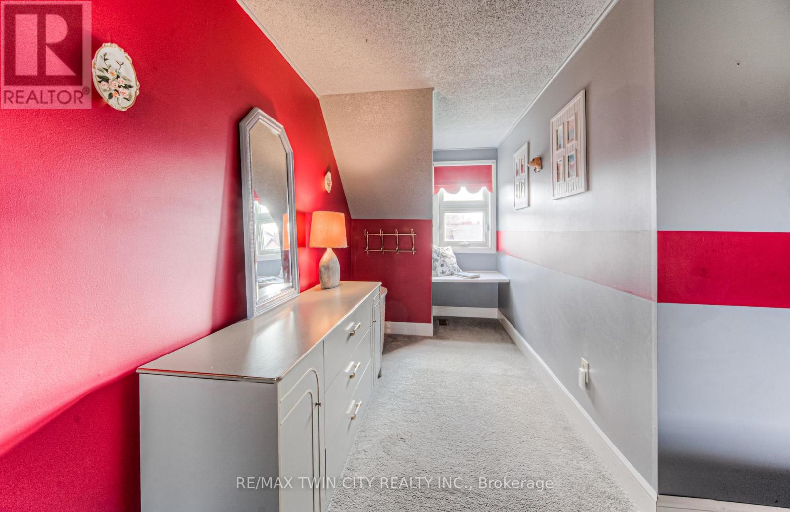 76 Newbury Drive, Kitchener, Ontario  N2N 2X6 - Photo 31 - X12163422