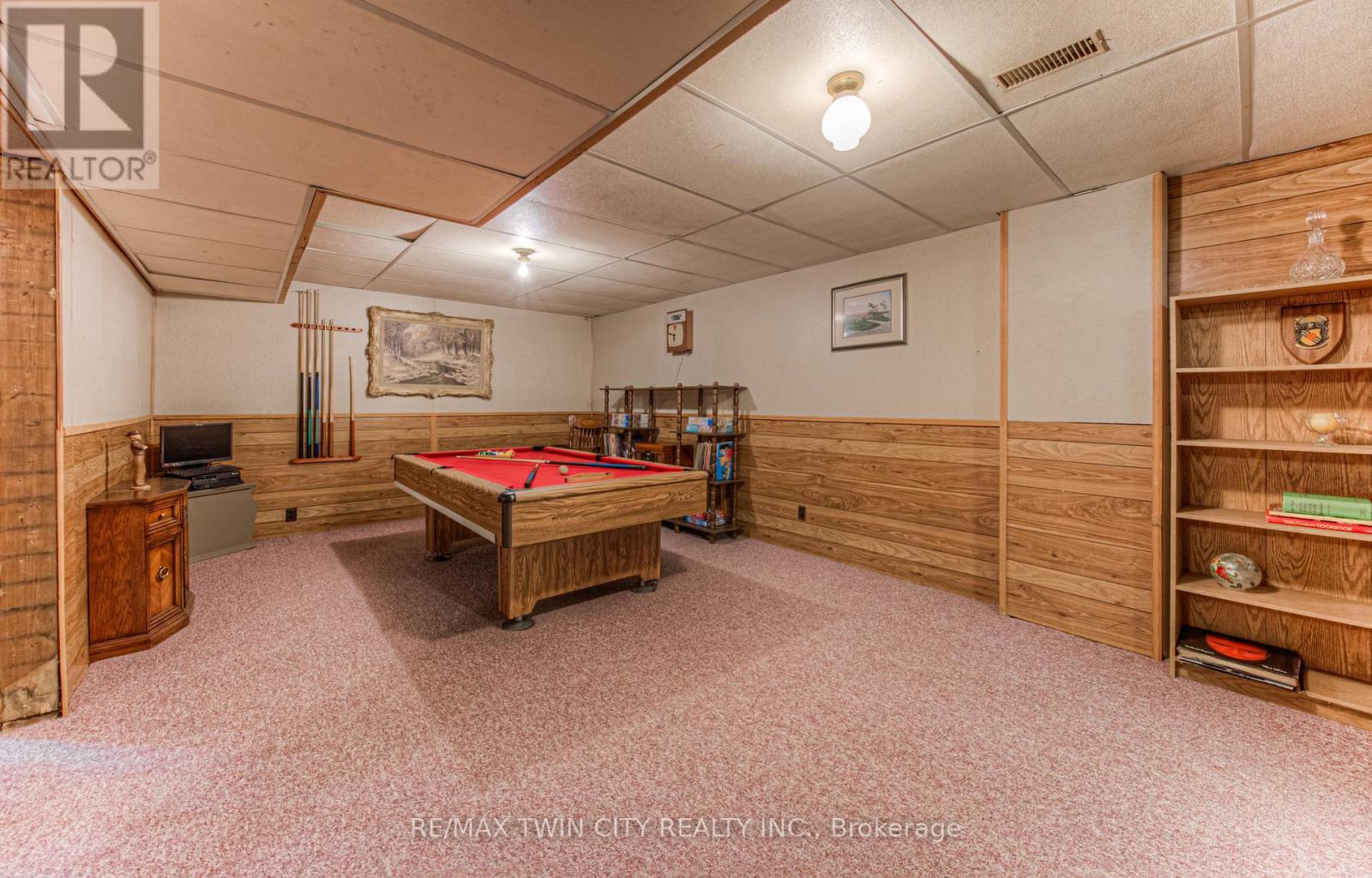76 Newbury Drive, Kitchener, Ontario  N2N 2X6 - Photo 34 - X12163422