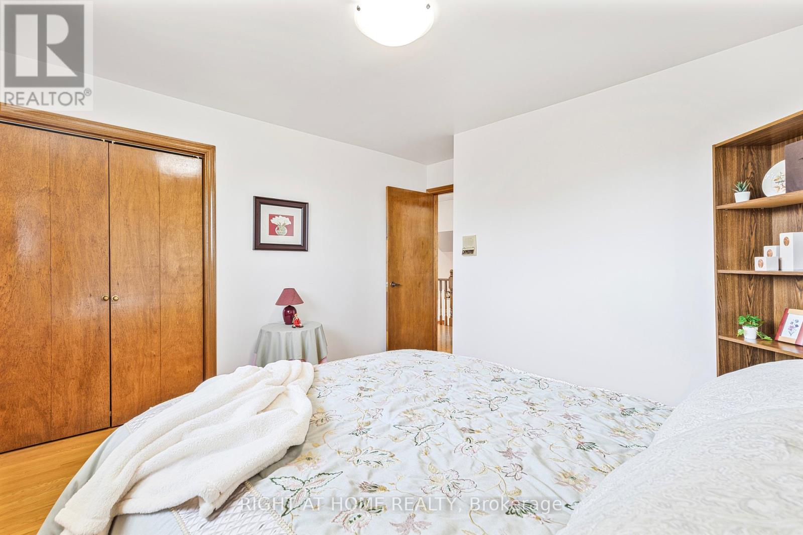 212 Margaret Avenue, Hamilton, Ontario  L8E 2H8 - Photo 19 - X12163432