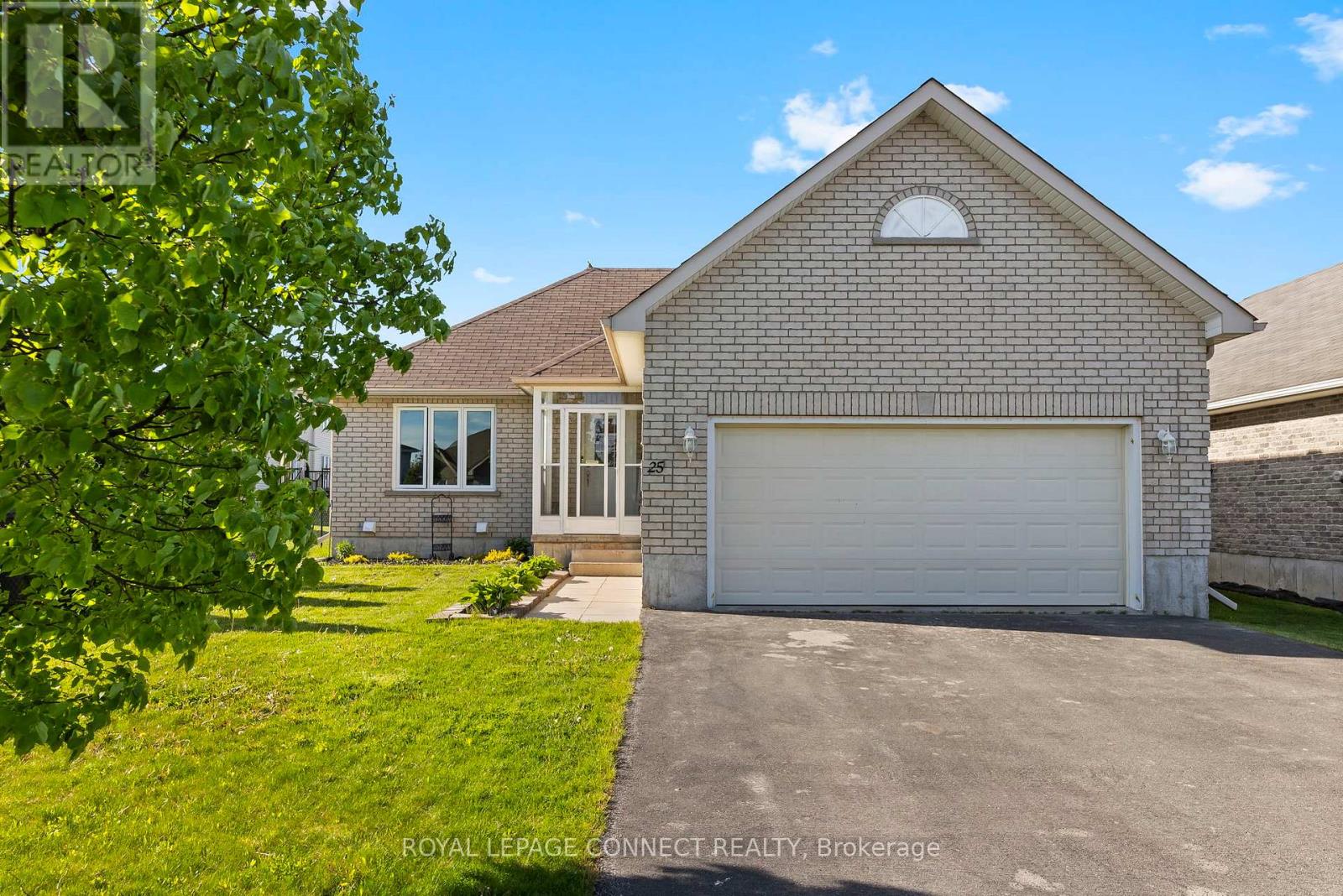 25 Springdale Drive, Kawartha Lakes, Ontario  K9V 4R1 - Photo 2 - X12163490