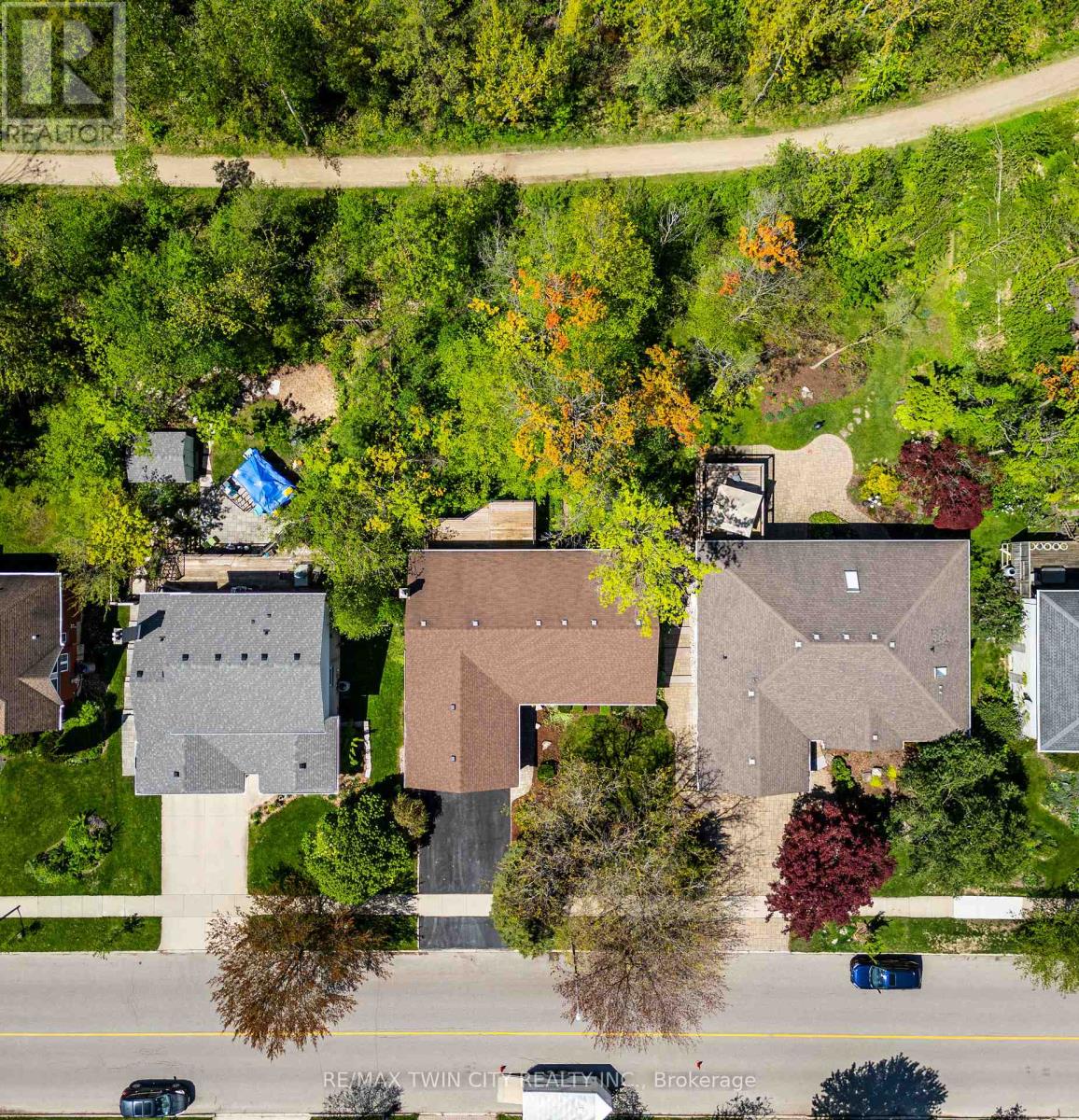 Property at 367 NORTHLAKE DRIVE E image 4