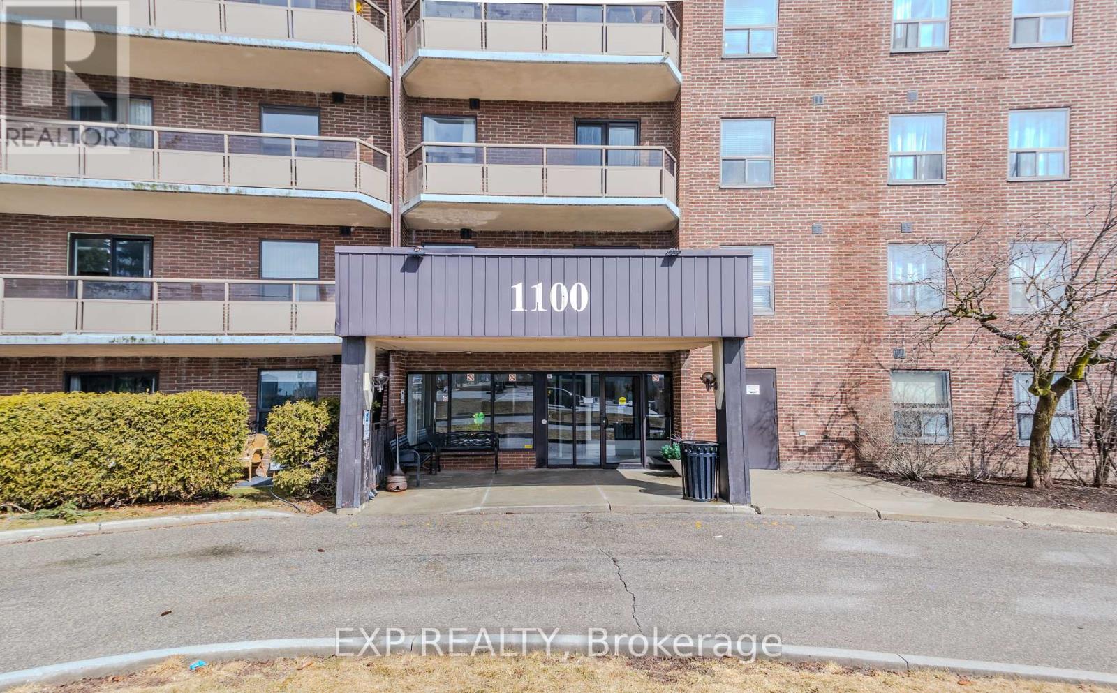 705 - 1100 Courtland Avenue E, Kitchener, Ontario  N2C 2H9 - Photo 1 - X12163530