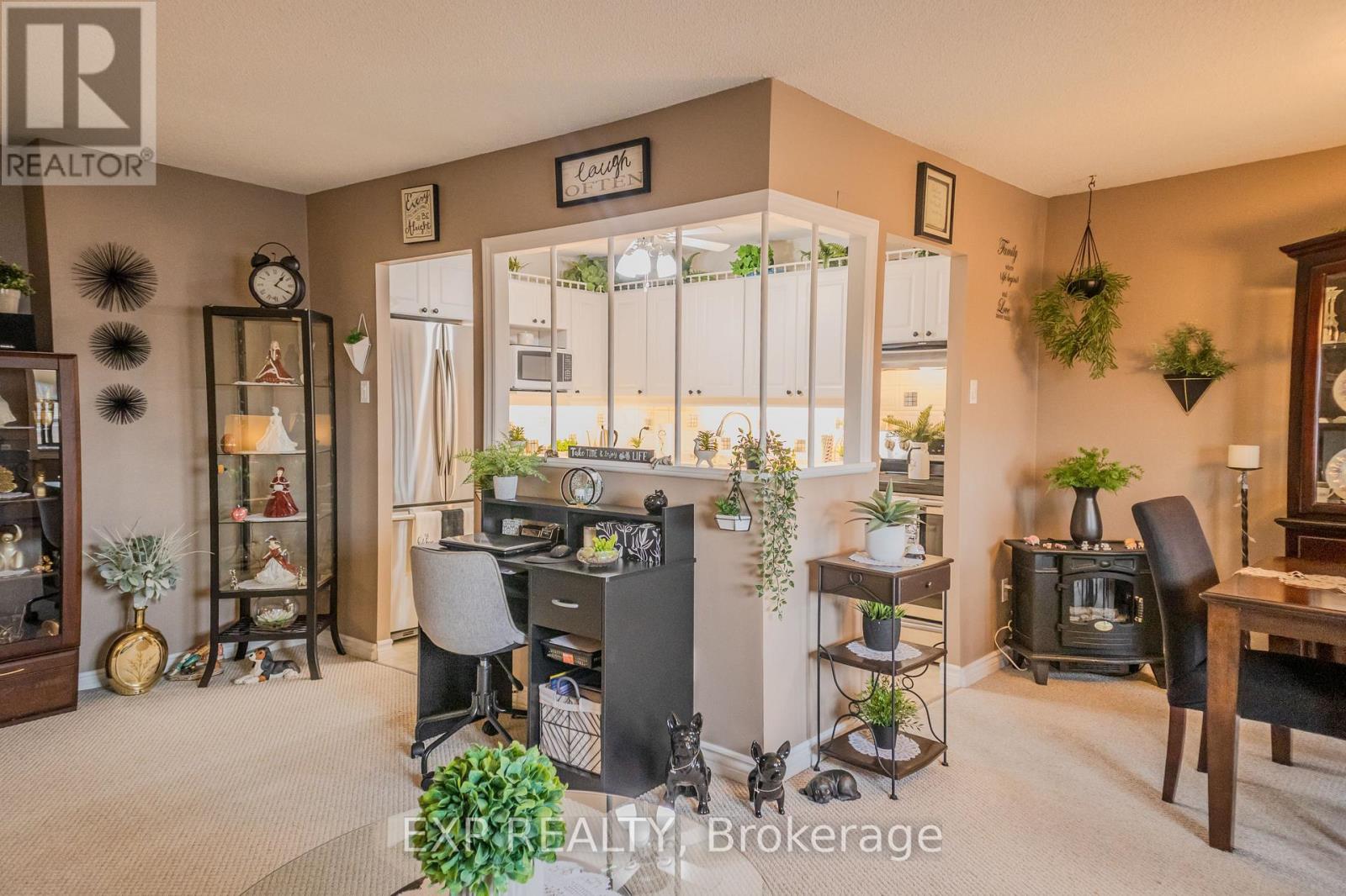 705 - 1100 Courtland Avenue E, Kitchener, Ontario  N2C 2H9 - Photo 12 - X12163530