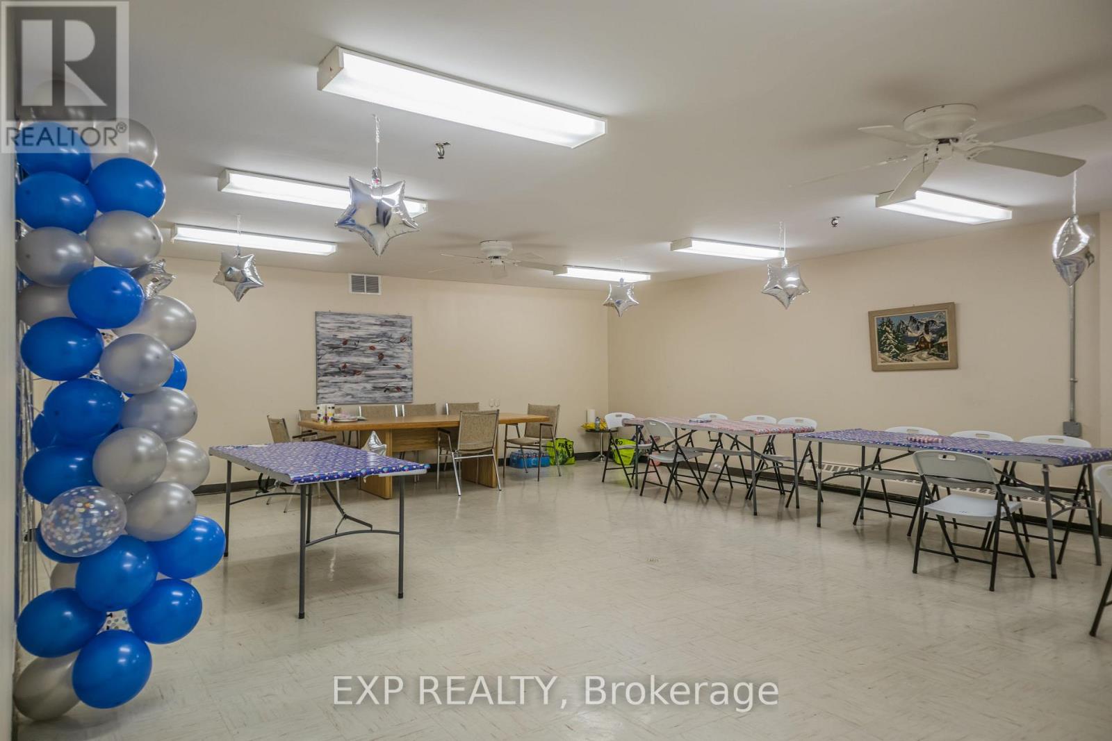 705 - 1100 Courtland Avenue E, Kitchener, Ontario  N2C 2H9 - Photo 34 - X12163530