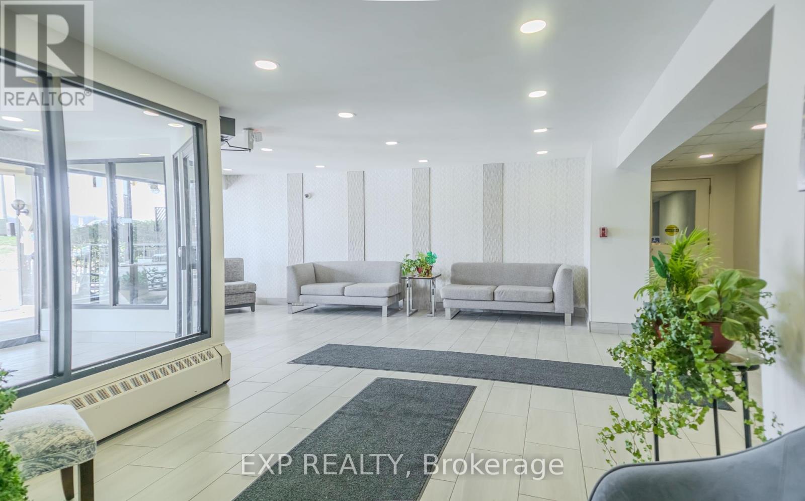 705 - 1100 Courtland Avenue E, Kitchener, Ontario  N2C 2H9 - Photo 38 - X12163530