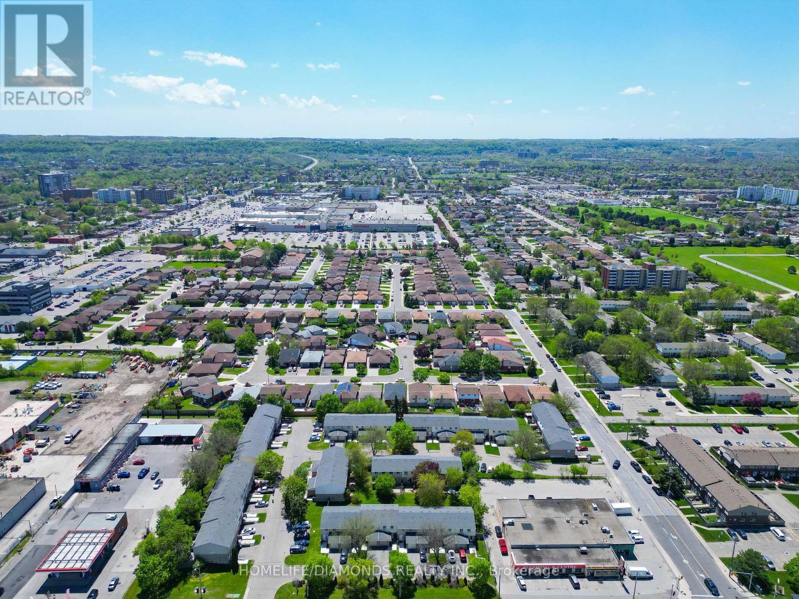 35 - 262 Kenora Avenue, Hamilton, Ontario  L8E 3Y3 - Photo 44 - X12163535
