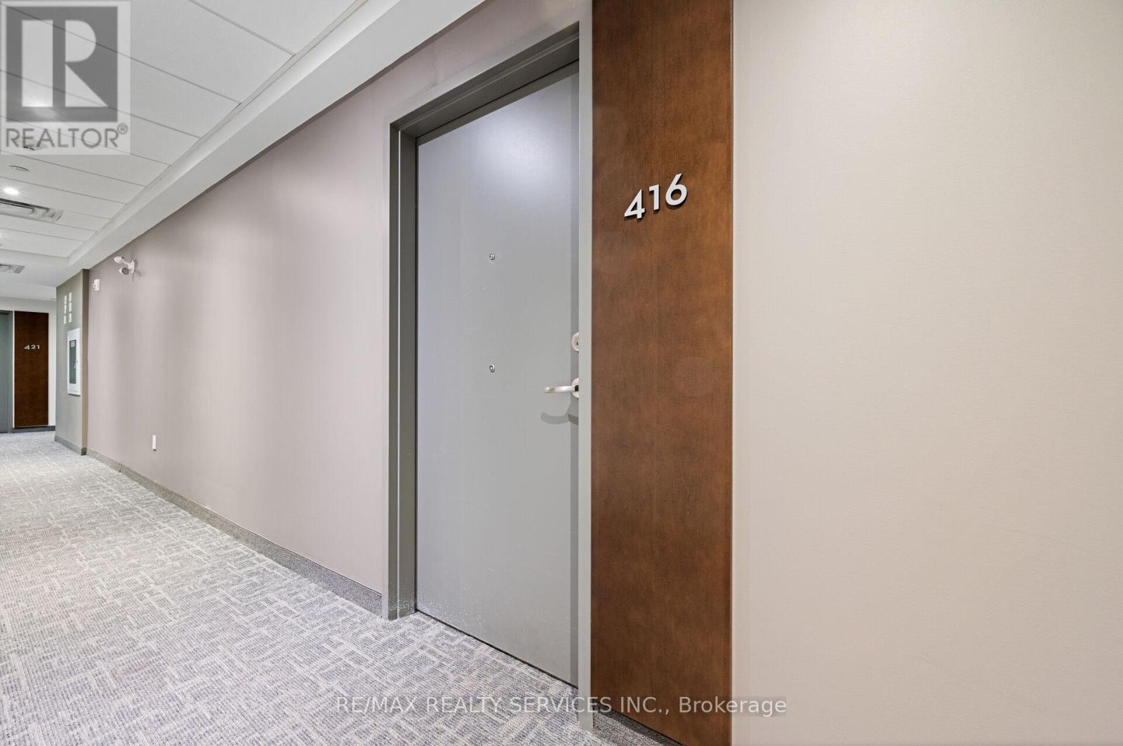 416 - 1 Redfern Avenue, Hamilton, Ontario  L9C 0E6 - Photo 7 - X12163550