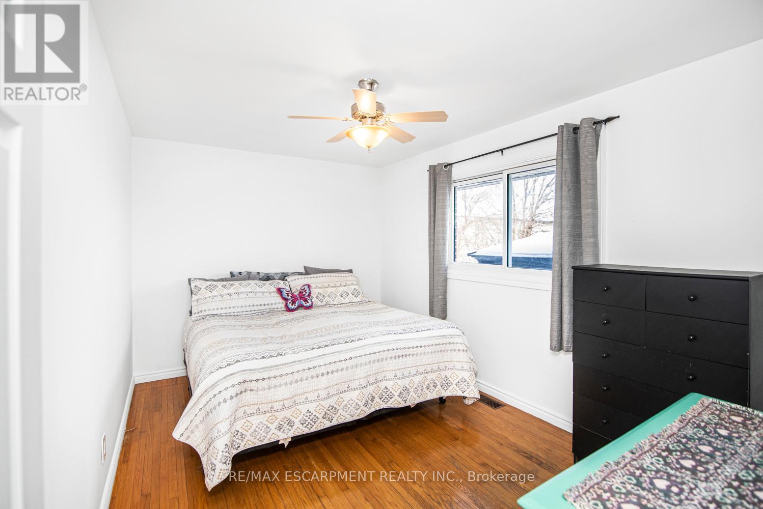 725 Mud Street E, Hamilton, Ontario  L8J 3B8 - Photo 10 - X12163572
