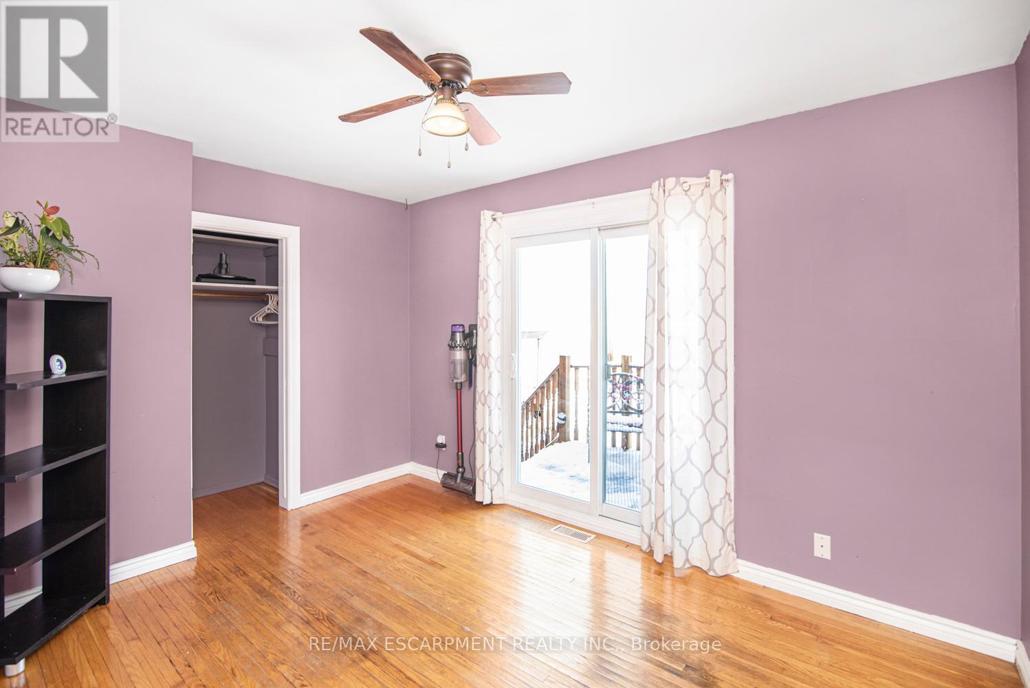 725 Mud Street E, Hamilton, Ontario  L8J 3B8 - Photo 12 - X12163572