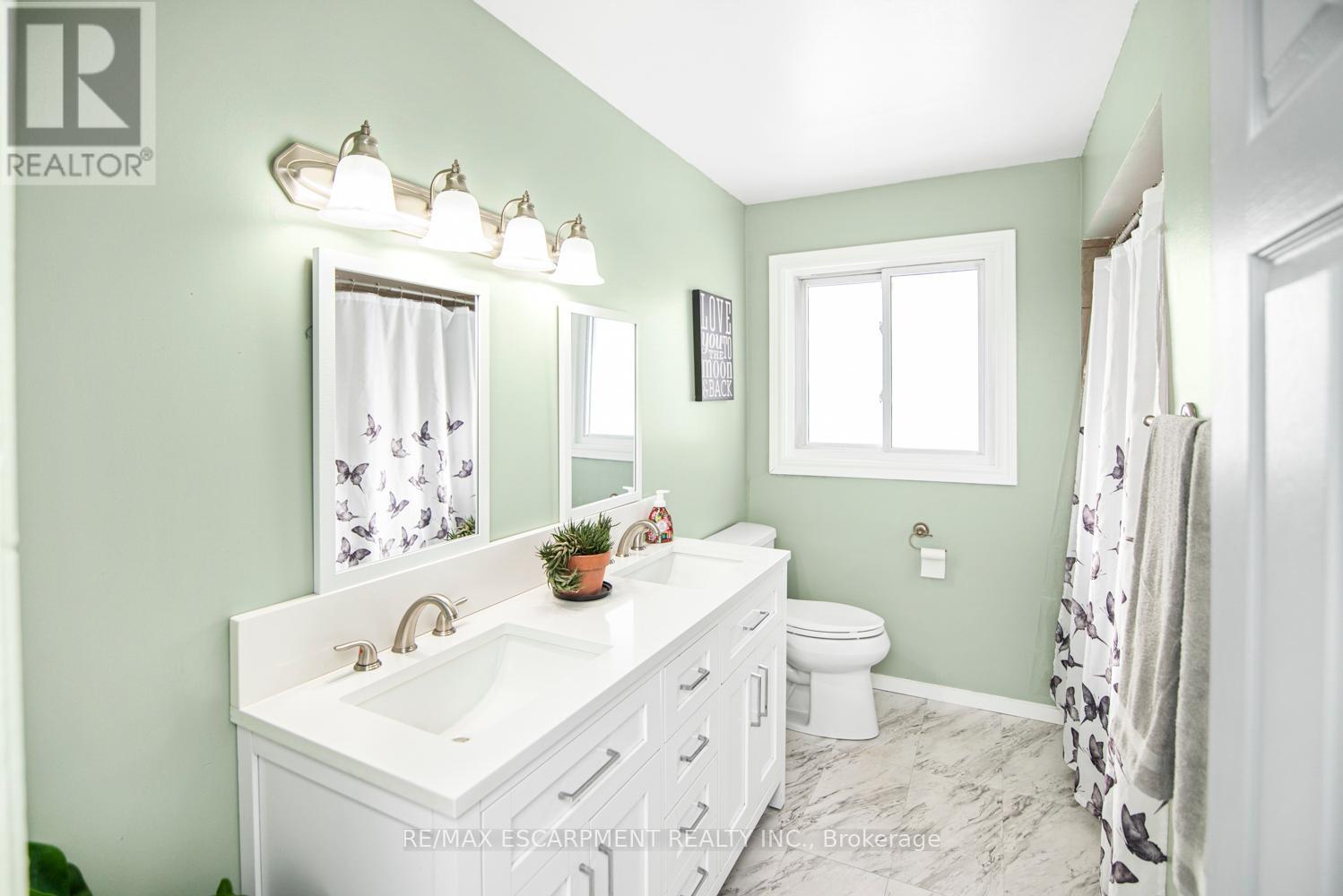 725 Mud Street E, Hamilton, Ontario  L8J 3B8 - Photo 17 - X12163572