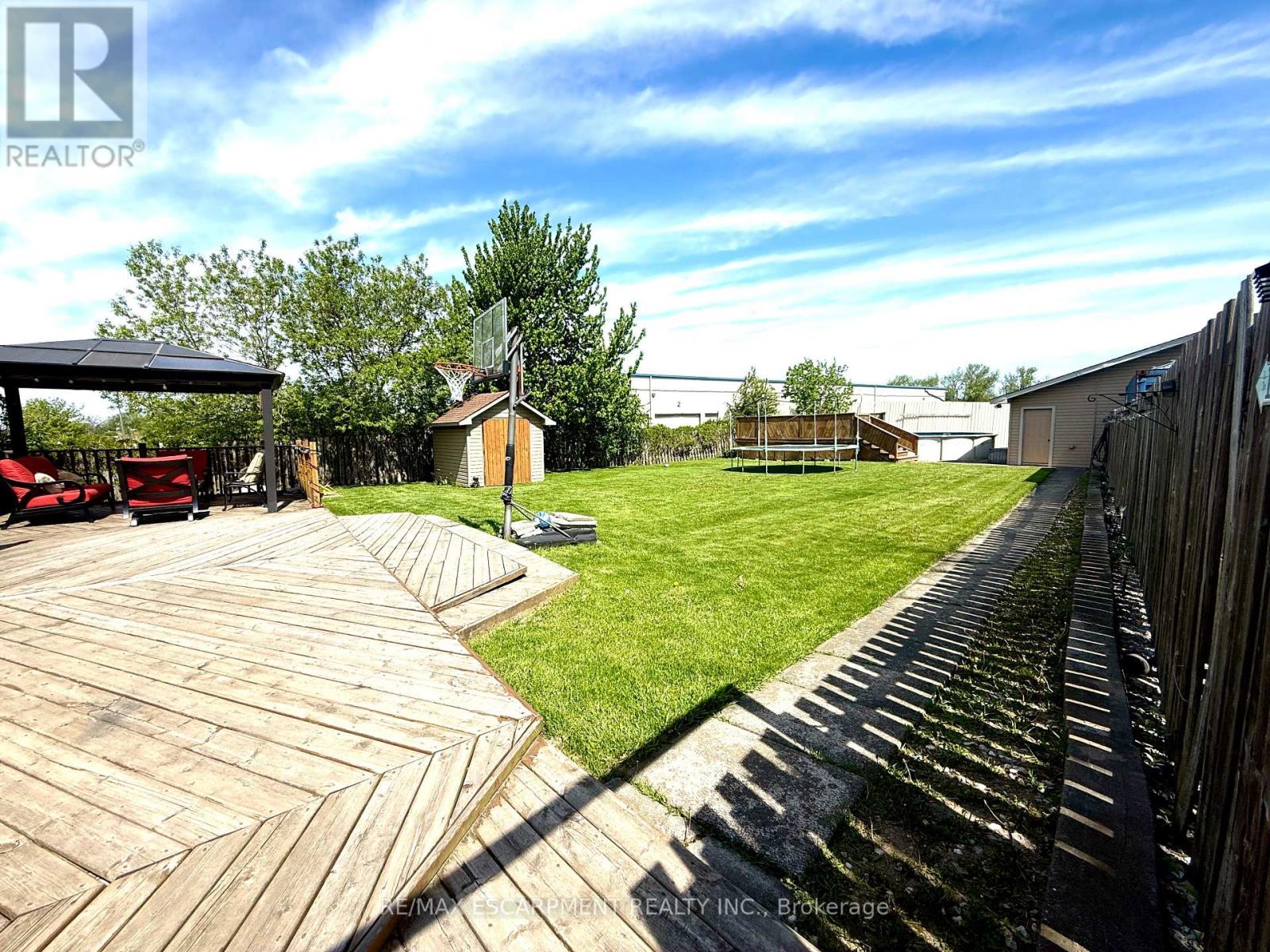 725 Mud Street E, Hamilton, Ontario  L8J 3B8 - Photo 24 - X12163572