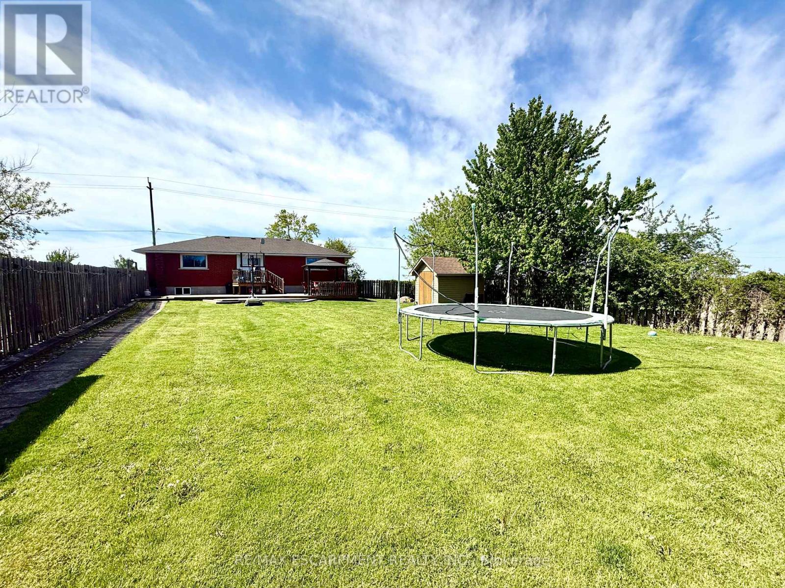 725 Mud Street E, Hamilton, Ontario  L8J 3B8 - Photo 26 - X12163572