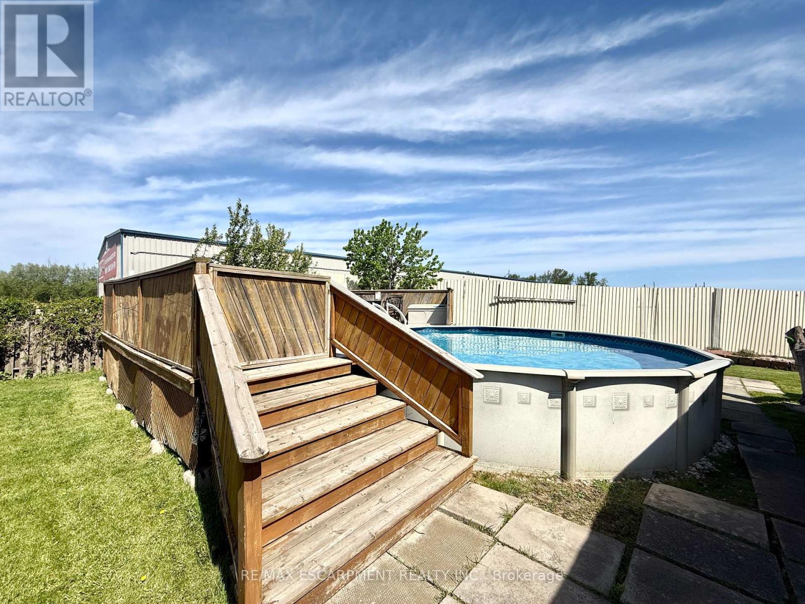 725 Mud Street E, Hamilton, Ontario  L8J 3B8 - Photo 27 - X12163572