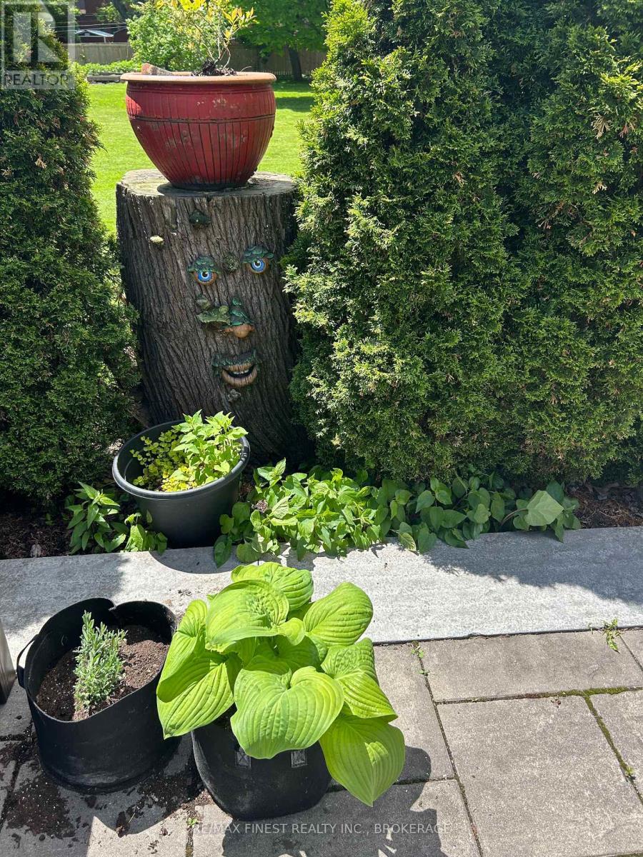 21 Centre Street, Prince Edward County, Ontario  K0K 2T0 - Photo 42 - X11993356