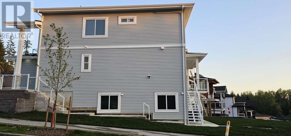 13593 Birdtail Drive, Maple Ridge, British Columbia  V4R 0J2 - Photo 2 - R3000088