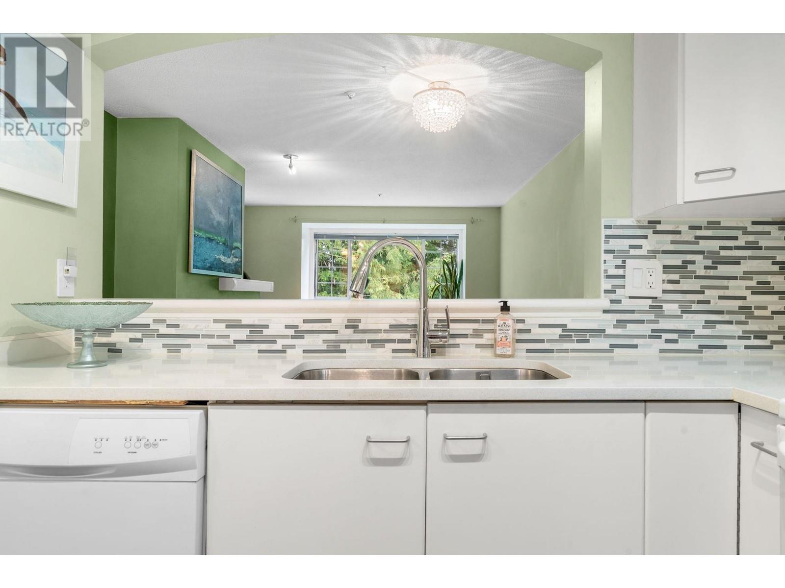 432 1252 Town Centre Boulevard, Coquitlam, British Columbia  V3B 7R7 - Photo 17 - R3005415