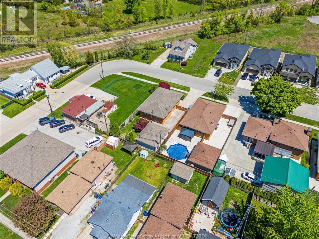 1211 Tourangeau, Windsor, Ontario  N8Y 4H8 - Photo 39 - 25012634