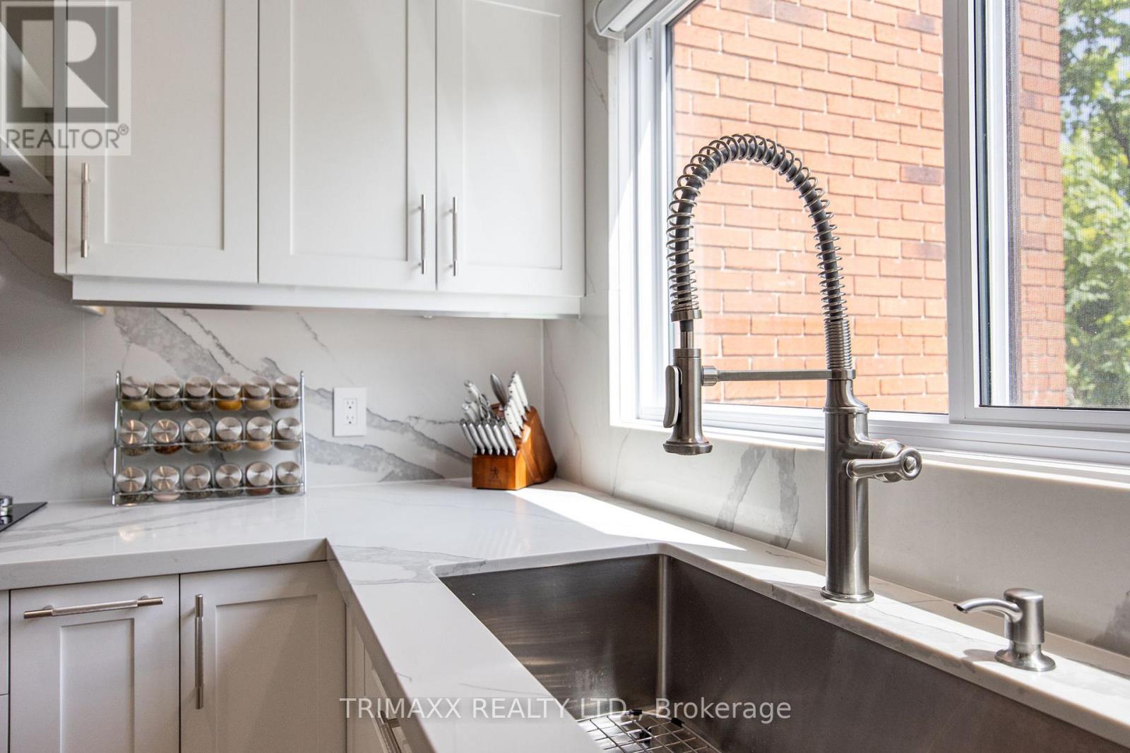 42 - 4165 Fieldgate Drive, Mississauga, Ontario  L4W 2M9 - Photo 18 - W12163570
