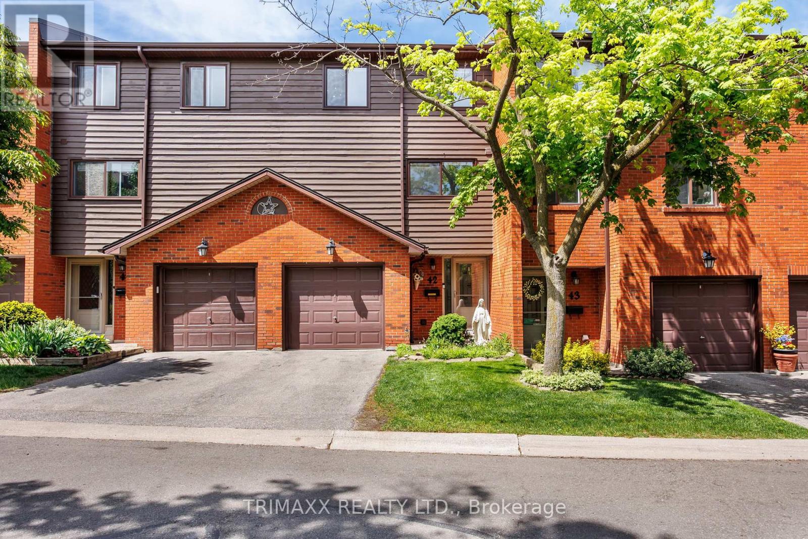 42 - 4165 Fieldgate Drive, Mississauga, Ontario  L4W 2M9 - Photo 2 - W12163570