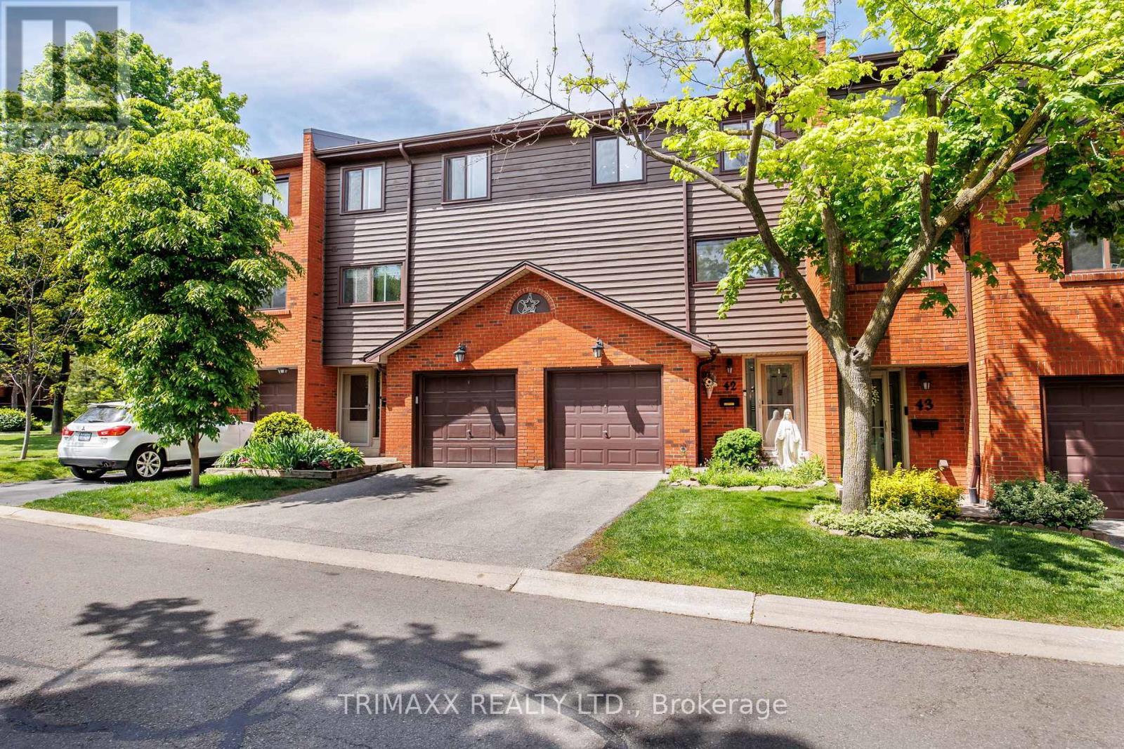 42 - 4165 Fieldgate Drive, Mississauga, Ontario  L4W 2M9 - Photo 3 - W12163570
