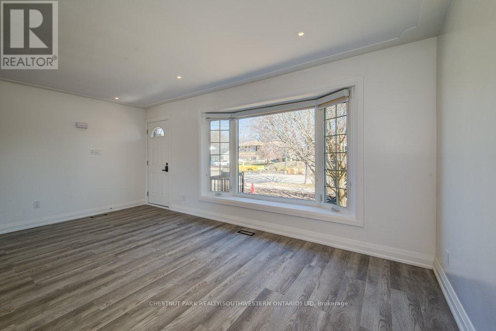 88 Woodhaven Road, Kitchener, Ontario  N2C 1V1 - Photo 7 - X12063788