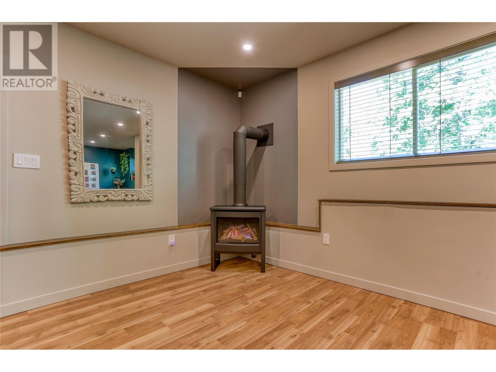 909 Carney Bridge Road, Salmo, British Columbia  V0G 1Z0 - Photo 33 - 10345149