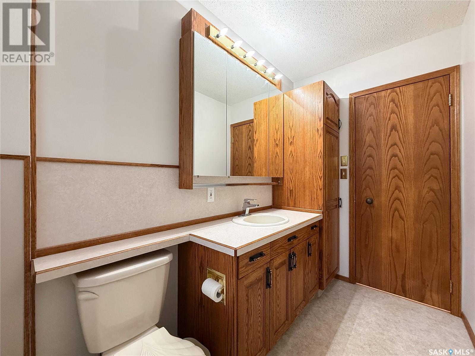 660 Centre Street, Shaunavon, Saskatchewan  S0N 2M0 - Photo 37 - SK006651