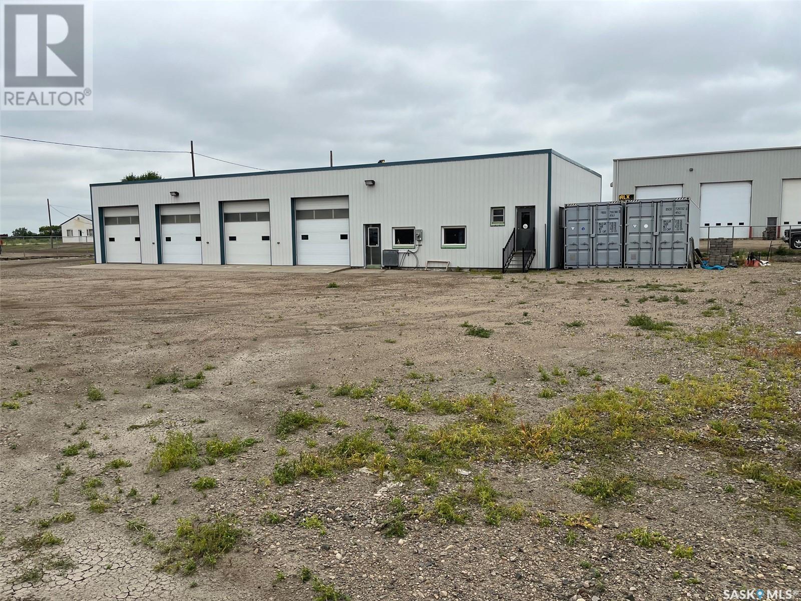518 6th Street, Estevan, Saskatchewan  S4A 2L7 - Photo 1 - SK006650