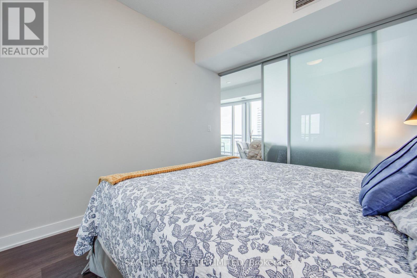 1912 - 225 Sackville Street, Toronto, Ontario  M5A 0B9 - Photo 17 - C12163582