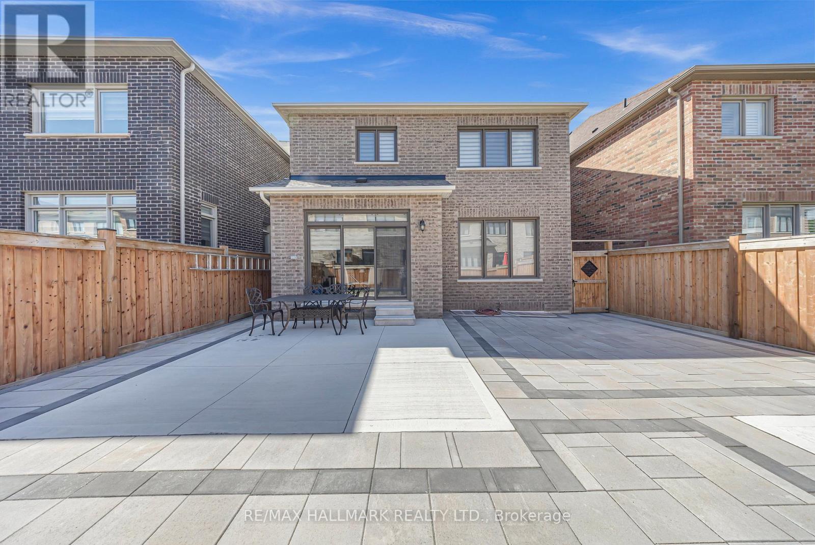 28 Huggins Drive, Whitby, Ontario  L1P 0N4 - Photo 38 - E12163619