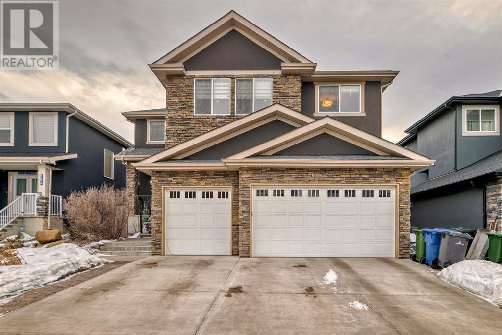 Property at 168 Kinniburgh Circle image 2