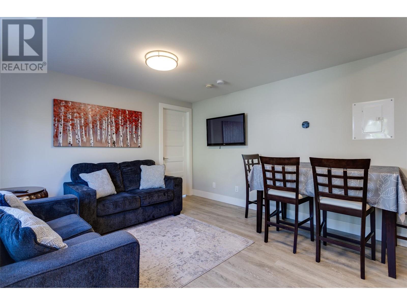 677 Acadia Street, Kelowna, British Columbia  V1V 0A8 - Photo 59 - 10346949
