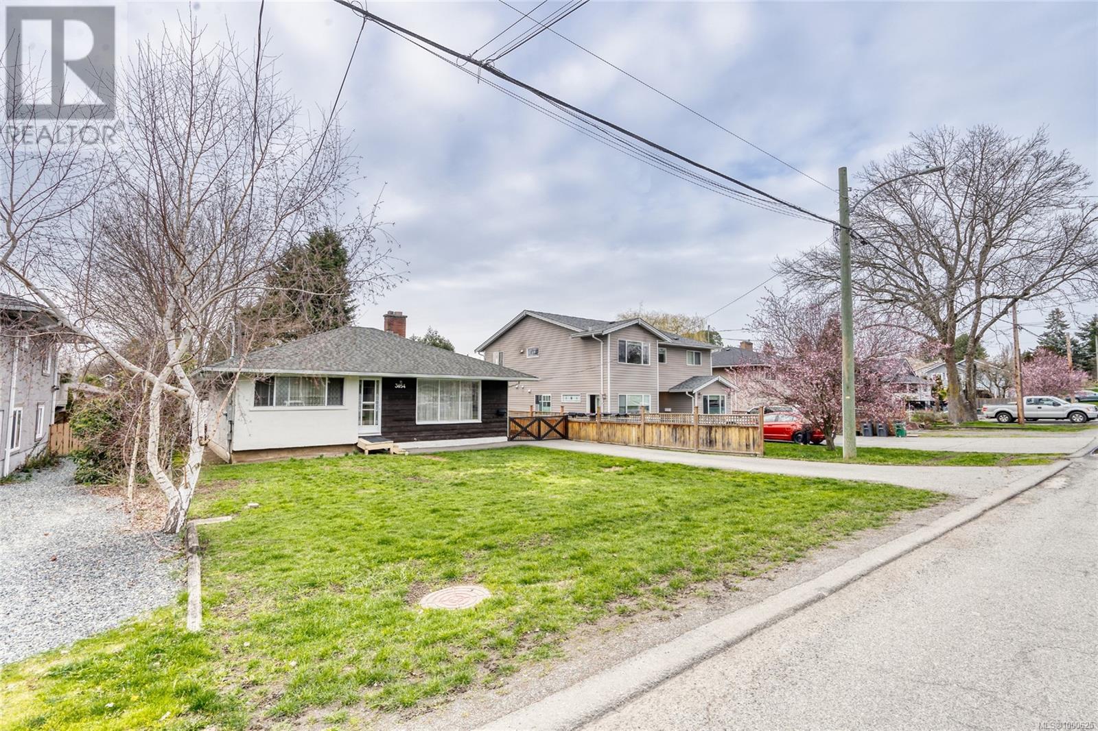 Property at 3054 Donald St image 1