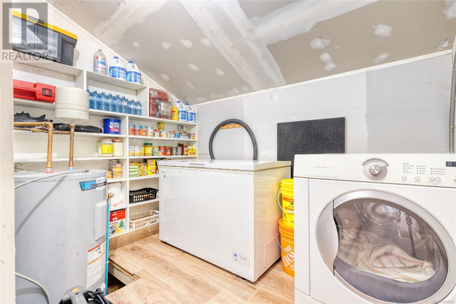 3054 Donald St, Saanich, British Columbia  V9B 0W3 - Photo 30 - 1000625