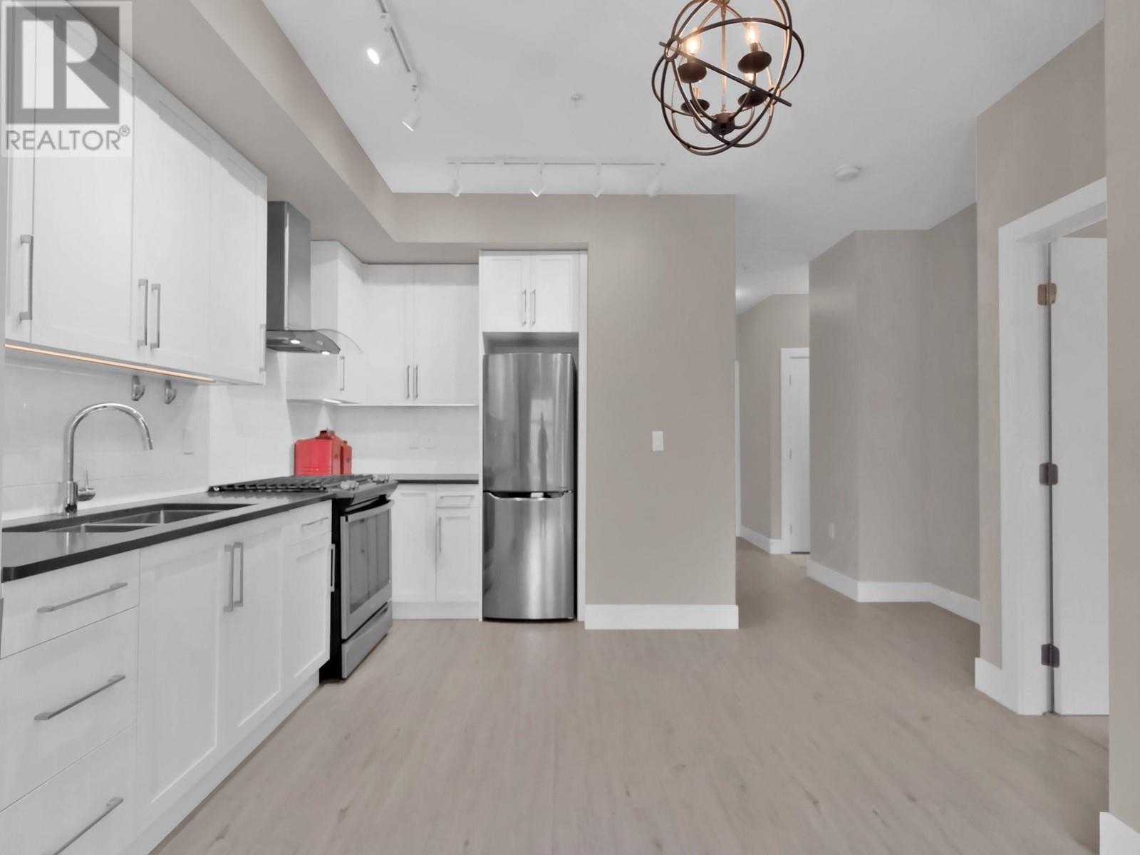 Property at 4380 Lakeshore Road Unit# 219 image 4