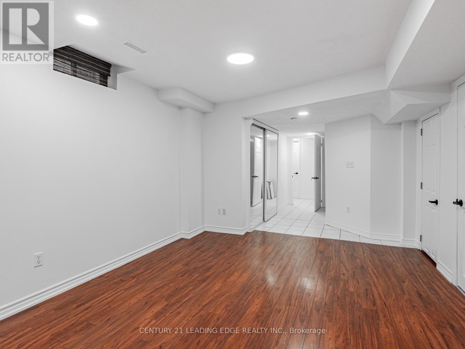 Lower - 60 Via Jessica Drive, Markham, Ontario  L3R 4W7 - Photo 9 - N12163608