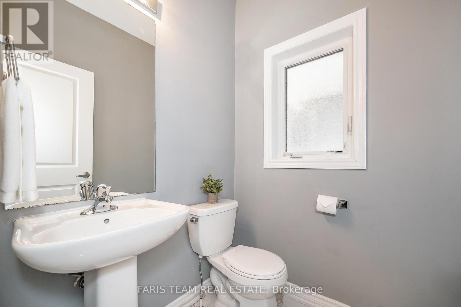 1464 Farrow Crescent, Innisfil, Ontario  L9S 0L6 - Photo 14 - N12163632