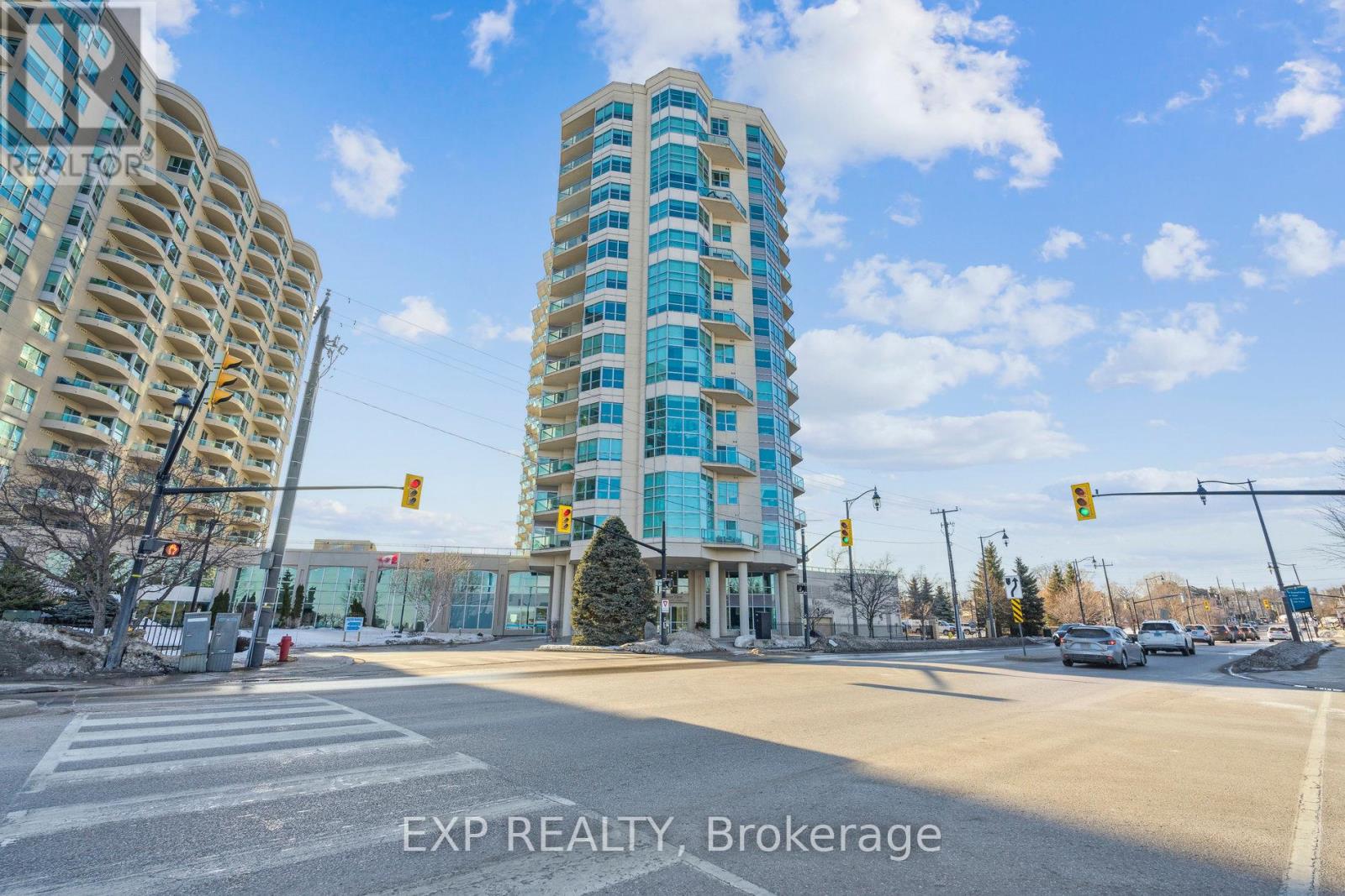 604 - 6 Toronto Street, Barrie, Ontario  L4N 9R2 - Photo 4 - S12163649