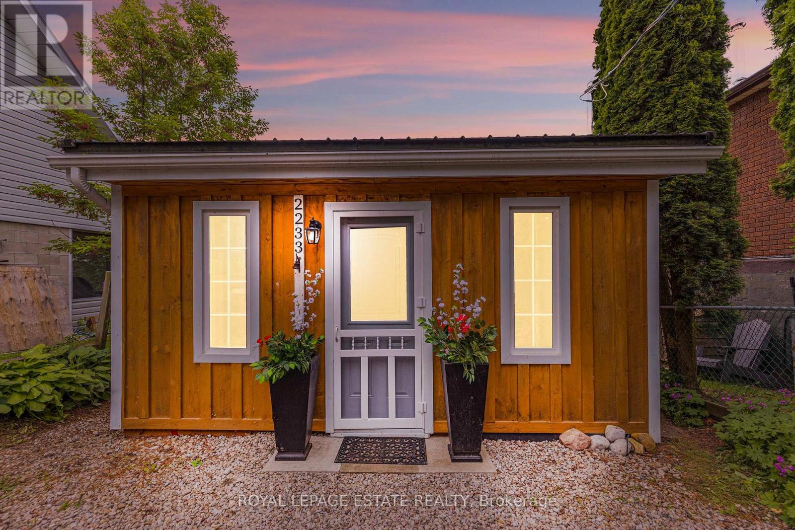 2233 North Orr Lake Road, Springwater, Ontario  L0L 1P0 - Photo 2 - S12163651