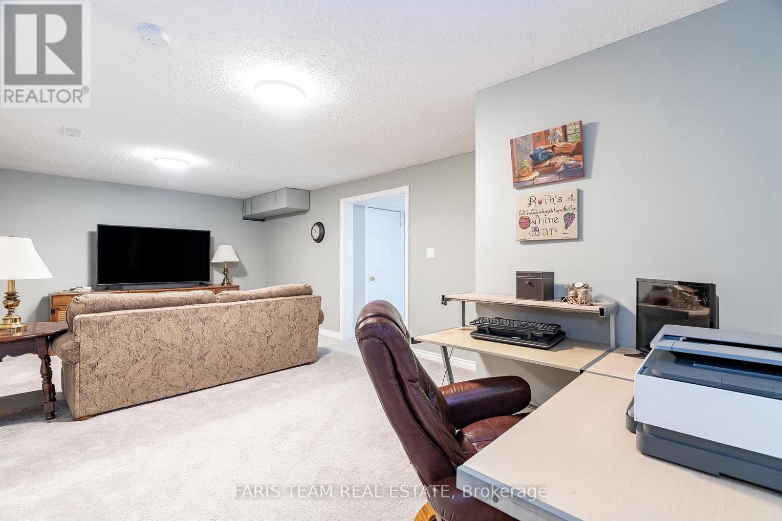 64 Goldfinch Crescent, Tiny, Ontario  L0L 2J0 - Photo 29 - S12163656