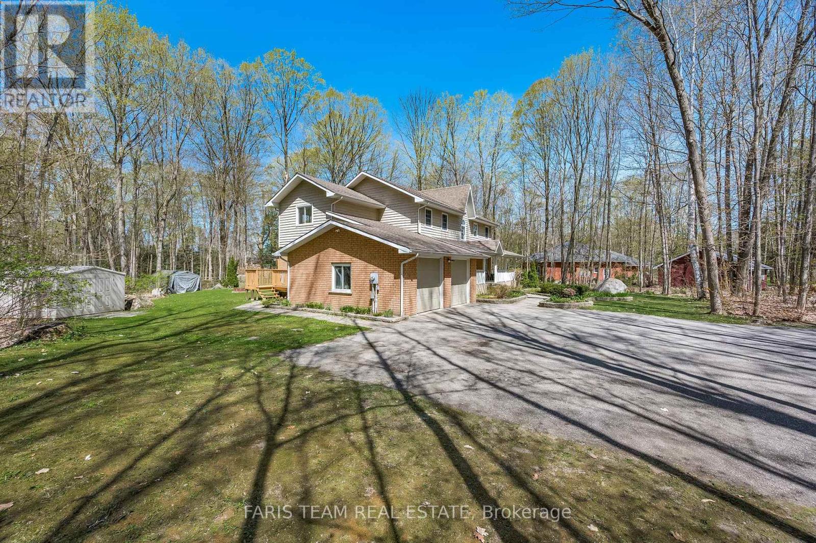 64 Goldfinch Crescent, Tiny, Ontario  L0L 2J0 - Photo 33 - S12163656