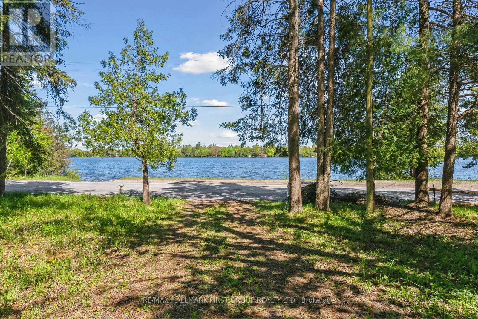 3070 Sparrow Lake Road S, Severn, Ontario  L0K 2B0 - Photo 1 - S12163661