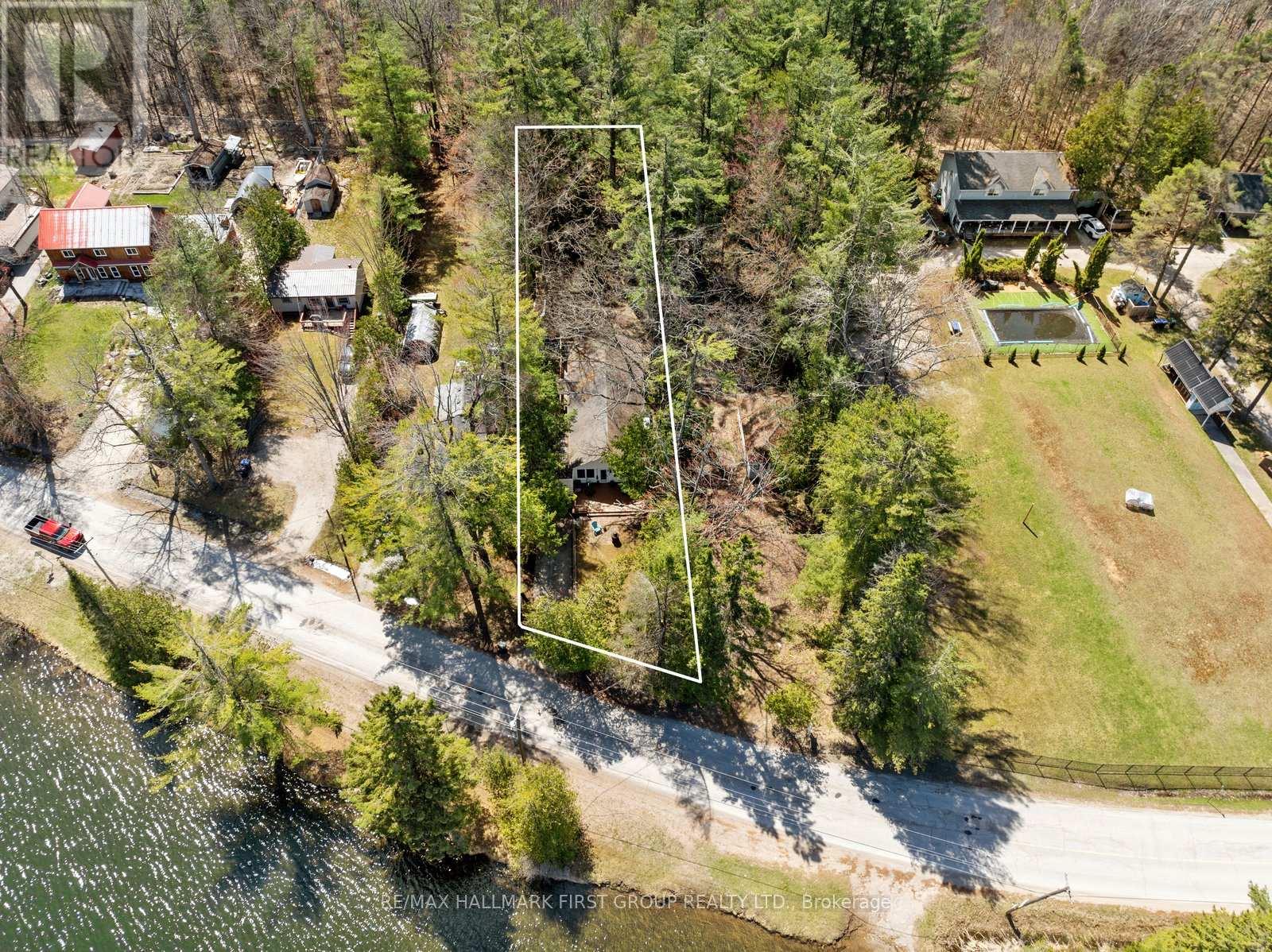 3070 Sparrow Lake Road S, Severn, Ontario  L0K 2B0 - Photo 3 - S12163661