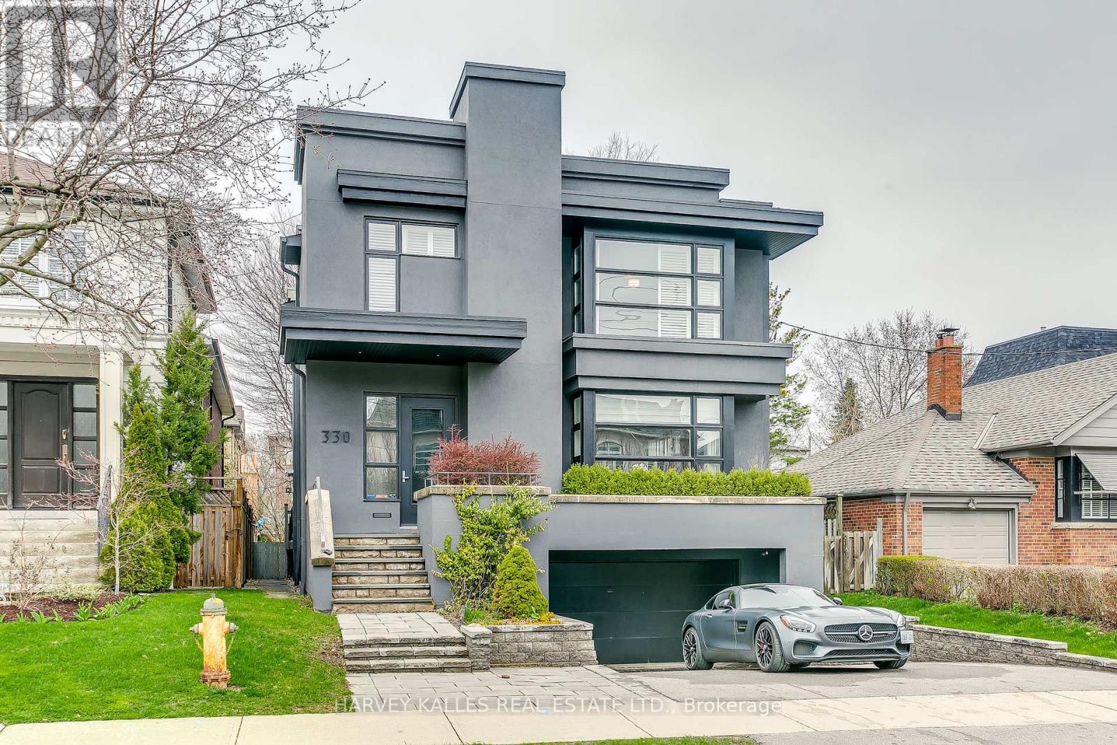 330 BROOKE AVENUE, Toronto, Ontario