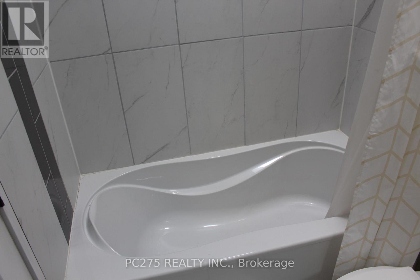 101 - 1090 Kipps Lane, London East (East A), Ontario  N5Y 1V4 - Photo 10 - X12163696