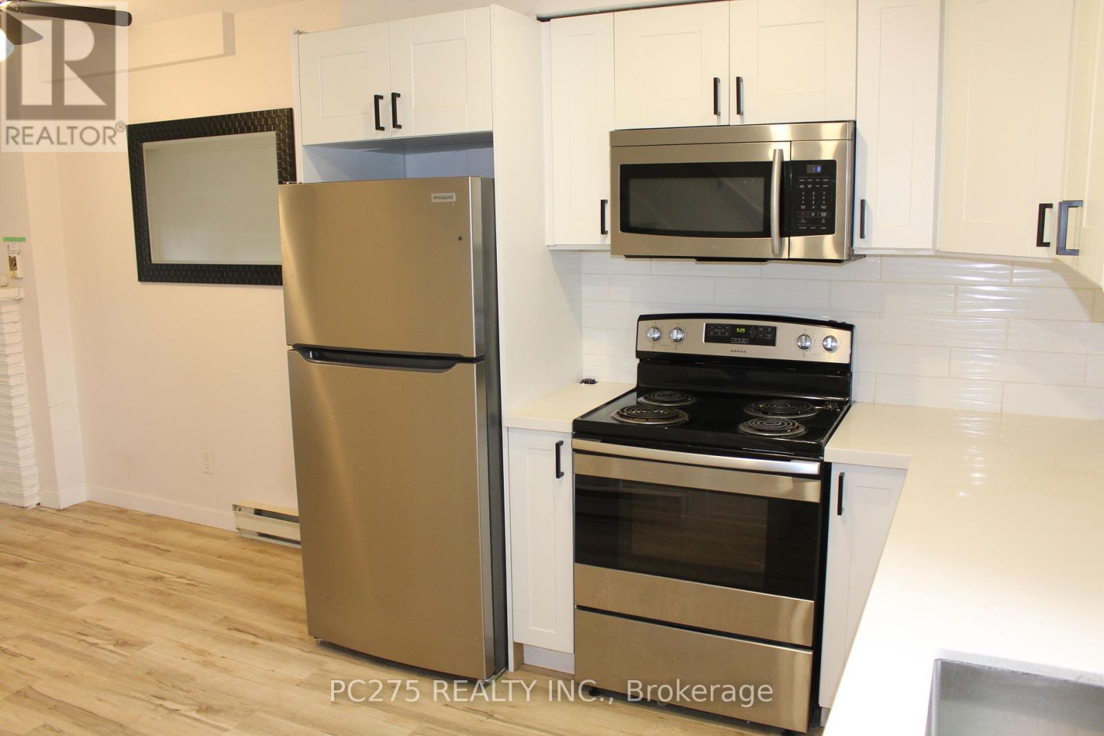 101 - 1090 Kipps Lane, London East (East A), Ontario  N5Y 1V4 - Photo 5 - X12163696