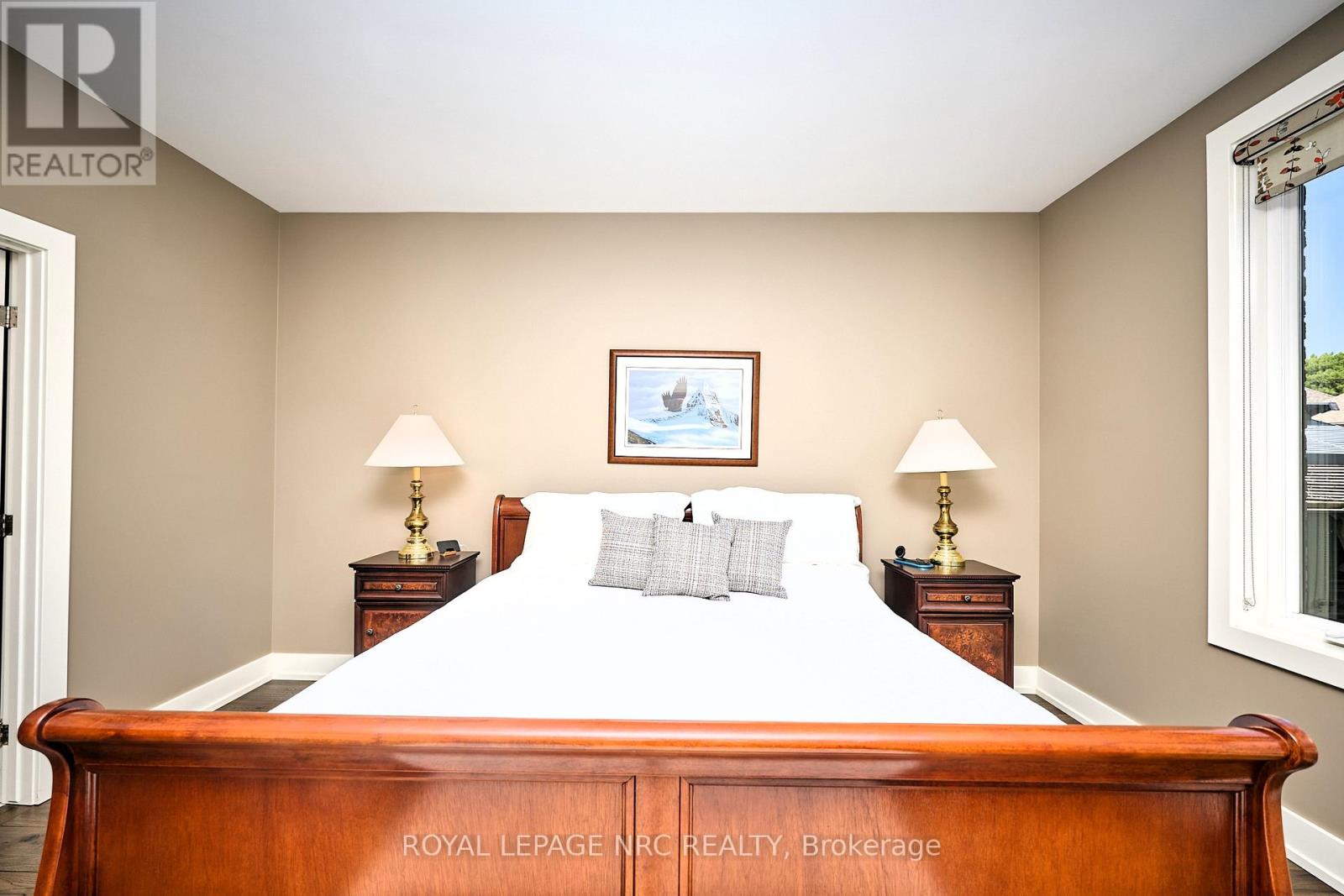 62 Rosewood Crescent, Pelham, Ontario  L0S 1E6 - Photo 34 - X12163036